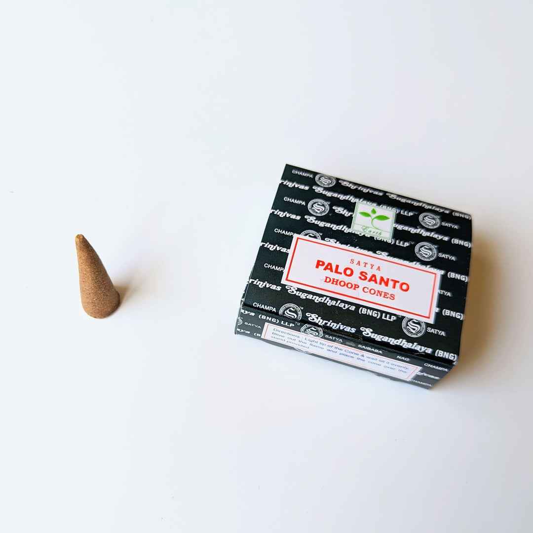 Boite de 10 cônes d'encens de Palo Santo de la marque Satya