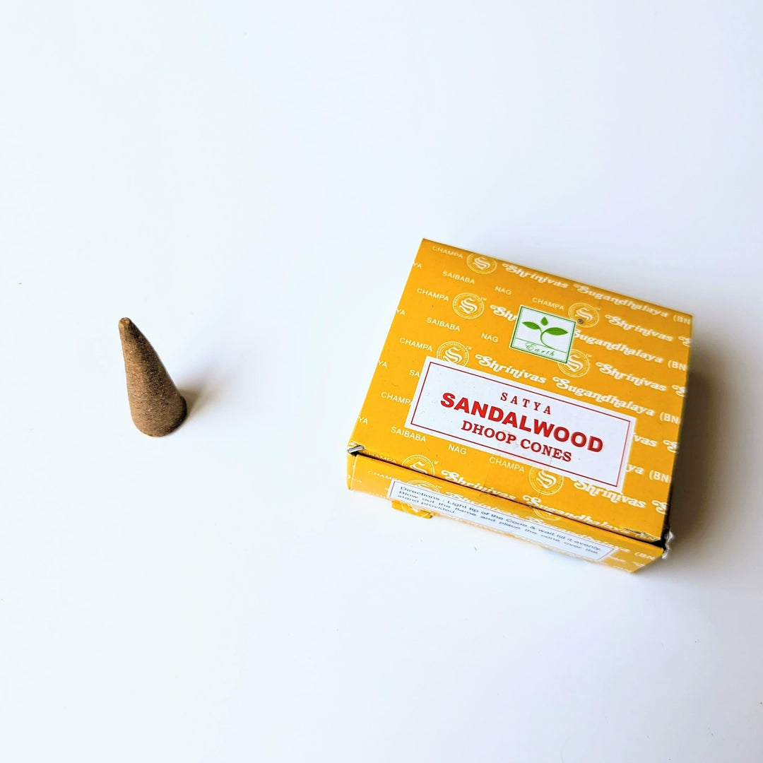 Boite de 10 cônes d'encens Bois de Santal de la marque Satya
