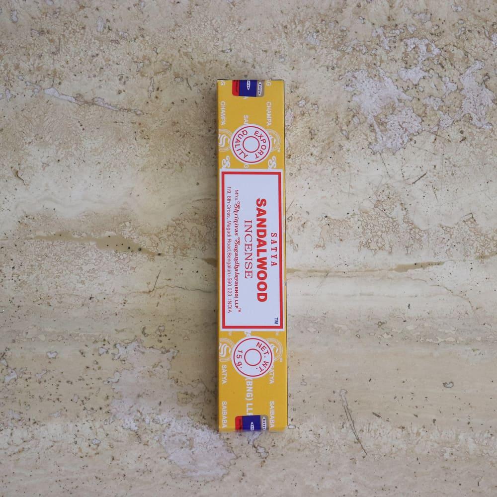 Boite de bâtonnets d'encens Satya au bois de Santal