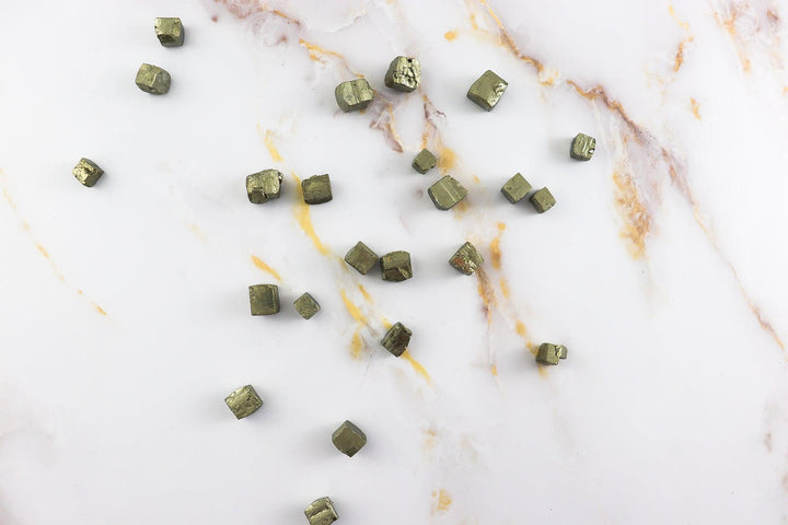 pierre brute de pyrite cubique #taille_xs