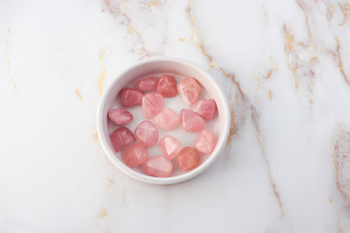 pierre roulée en quartz rose#taille_s-opaque