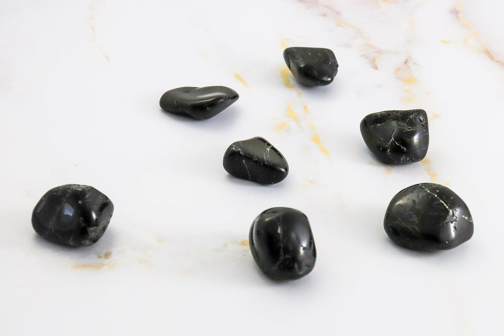 pierre roulée de tourmaline noire #taille_l