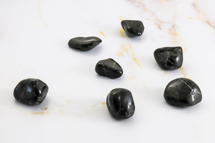 pierre roulée de tourmaline noire #taille_l
