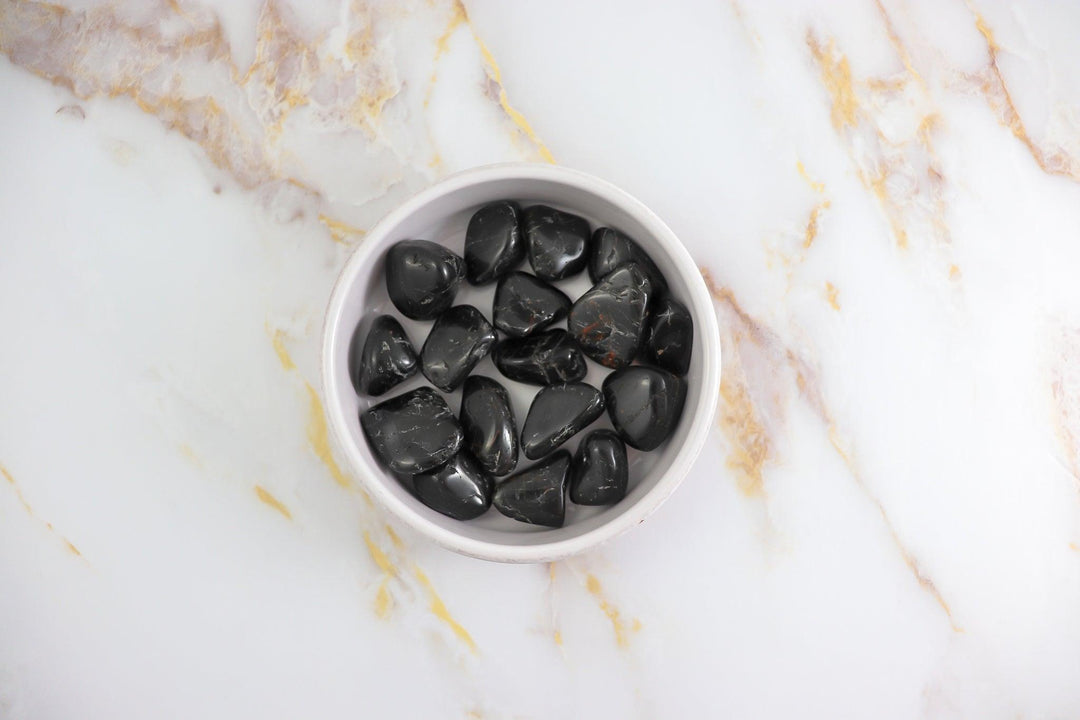 pierre roulée de tourmaline noire #taille_m