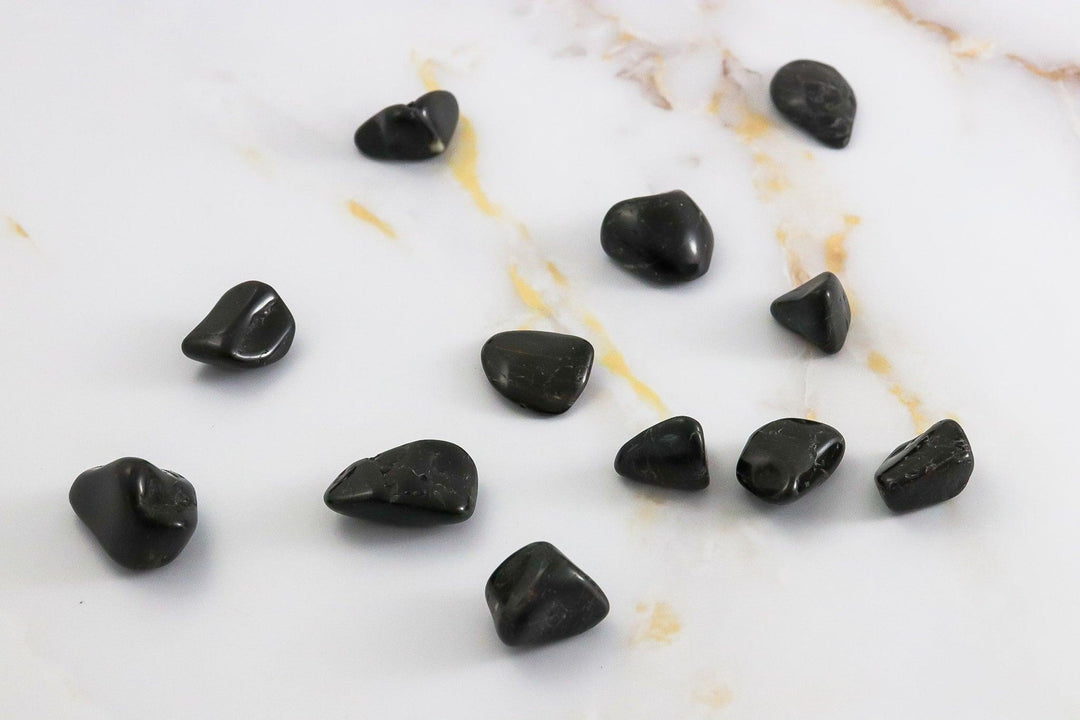 pierre roulée de tourmaline noire #taille_s