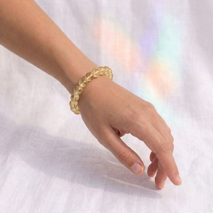 bracelet pierre naturelle citrine 8mm porté poignet #bracelet-8mm-citrine