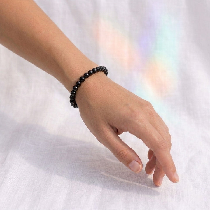 bracelet pierre naturelle obsidienne noire 6mm porté poignet #bracelet-6mm-obsidienne-noire